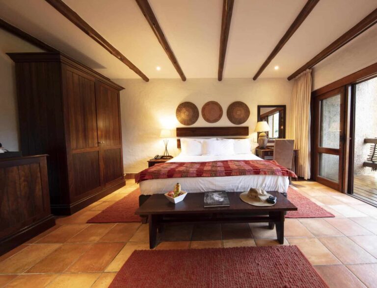 4 Day Kapama River Lodge Fly-In Safari from Johannesburg